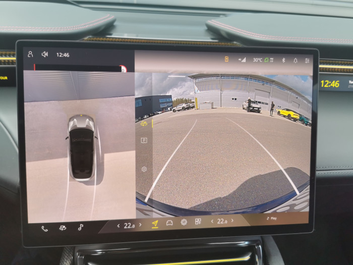 Es gibt diverse Displays im Eletre S. (Bild: Lotus)